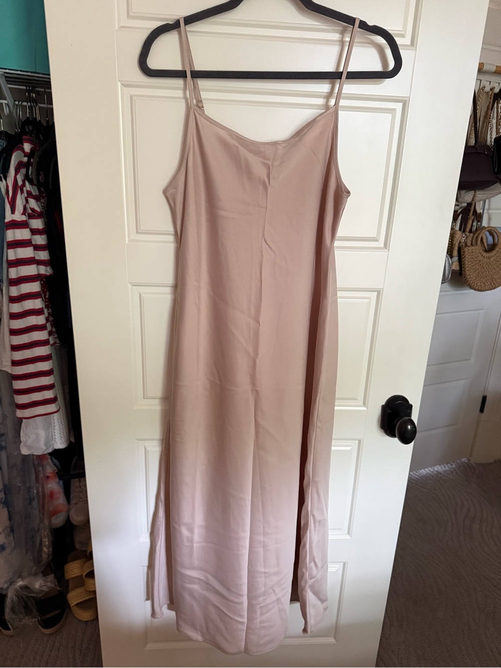 cupcakes & cashmere Dusty Blush Slip Maxi Dress